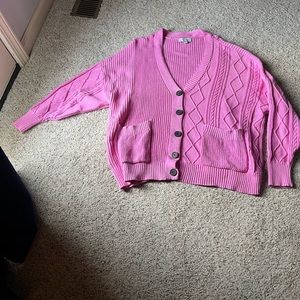 Free Assembly Size XL pink cardigan